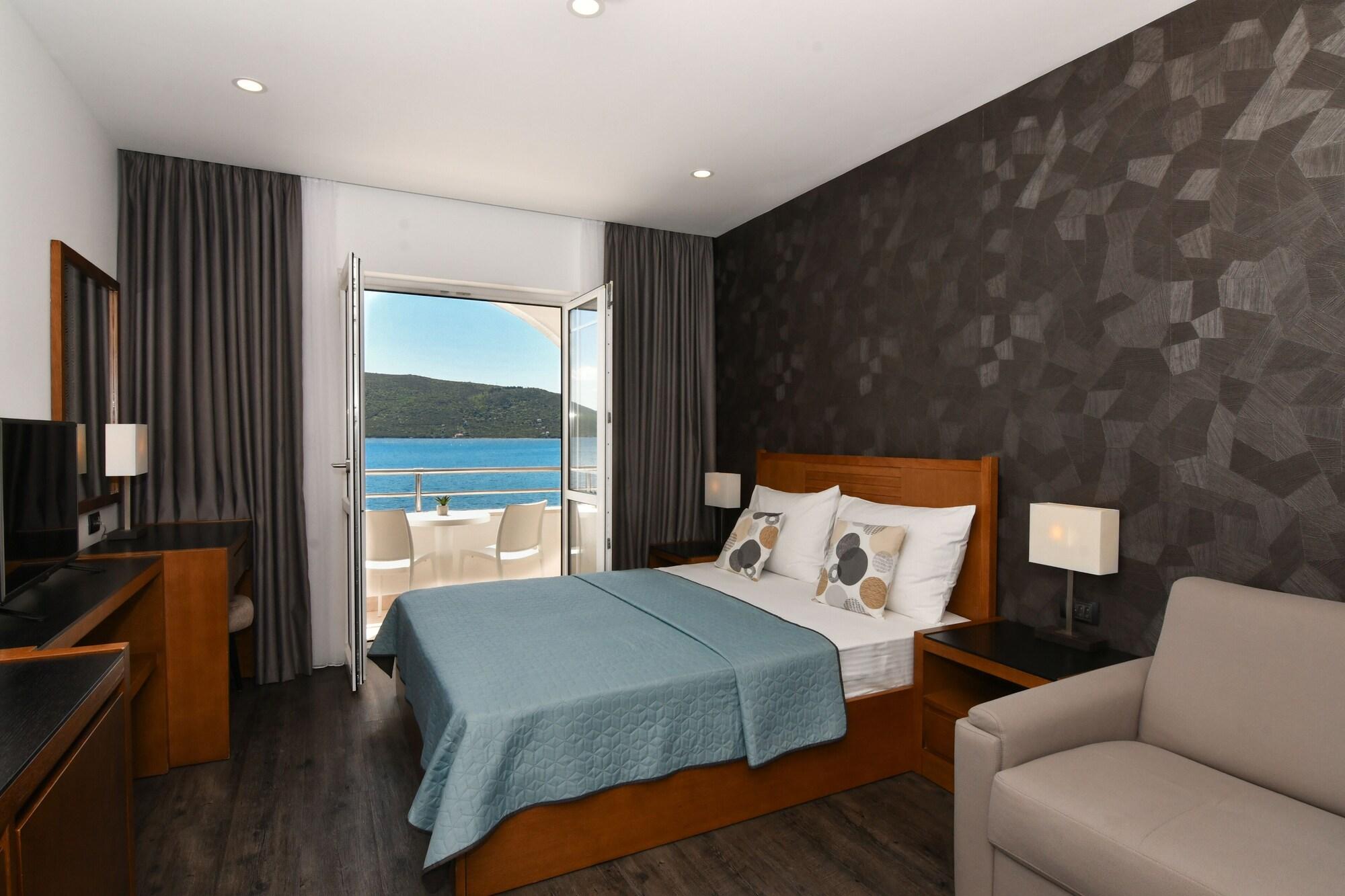 Hotel Perla Herceg Novi Eksteriør billede